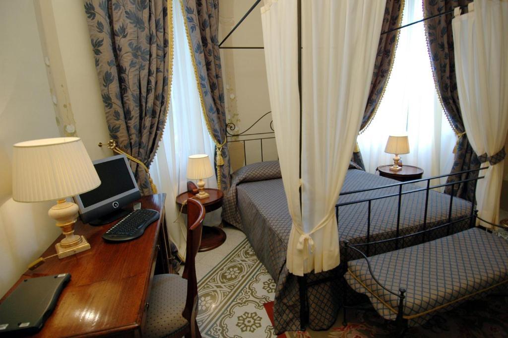 Hotel Castello Montegiove Fano Habitación foto